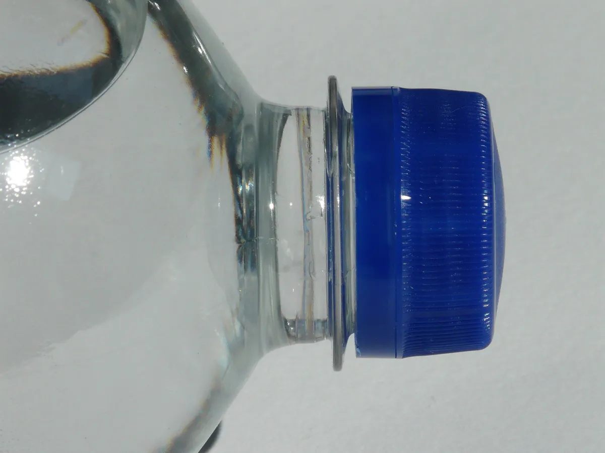 Забудьте о мусоре: пластиковая крышка — ваш новый многофункциональный помощник