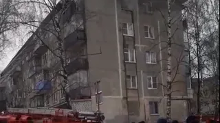 На улице Островского в Рязани сгорела квартира в пятиэтажке: видео