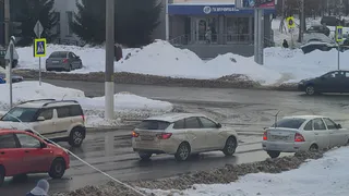 Ликвидировать! В Нижнекамске нашли «ненужный» пешеходный переход на Менделеева