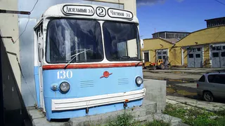 Кому помешал памятник троллейбусу ЗИУ-5?