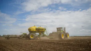 Более тысячи человек выйдут на весеннюю посевную кампанию «Мираторга» в Брянской области в 2022 году