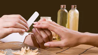 Нижнекамские врачи: «Заразиться ВИЧ-инфекцией можно даже в салоне красоты»