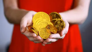 Конец ноября принесет богатство сразу трем знакам зодиака