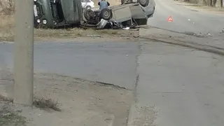 Перевернулись оба: под Рязанью столкнулись два автомобиля