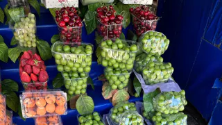 Такая ягода — самая вредная: а мы едим ее, как деликатес, еще и детей заставляем есть