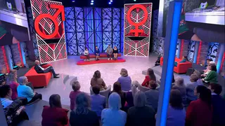 "Бабушка ставила ребенка голыми ногами на снег": в эфире программы "Мужское Женское" жители Мурома делили внука