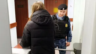 В Марпосаде женщина пришла в суд с боеприпасами и попалась на входе