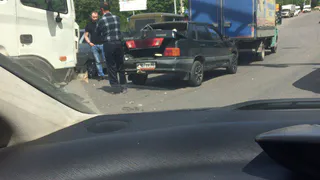 На подъезде к мосту в Приокский столкнулись несколько автомобилей