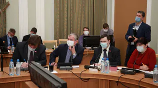 Друзей и родных нельзя: рязанские депутаты смогут платить помощникам