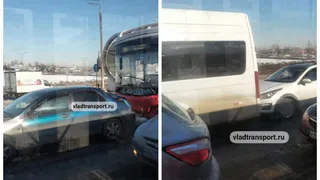 Во Владимире в массовом ДТП с рейсовым автобусом пострадали люди