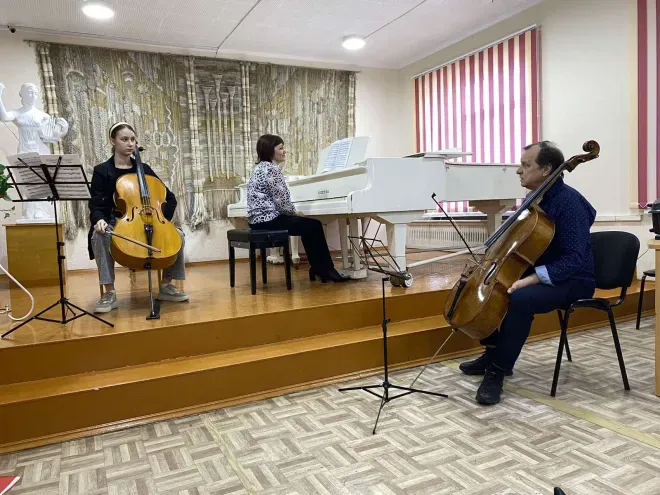 Звезда Мариинского театра поделился секретами мастерства с магнитогорскими студентами