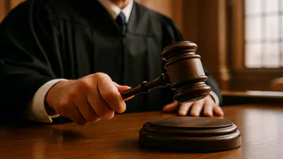 Жителя Камешковского района осудили на 1,5 года колонии за избиение подростка