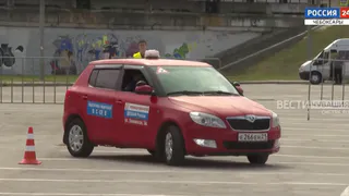 В Чебоксарах искусство вождения дамы продемонстрировали на конкурсе «Автоледи»