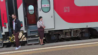 Погонят из вагона вместе с вещами: в РЖД ужесточили правила, теперь не поможет даже купленный билет