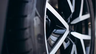 Житель Магнитогорска перевел 40 000 рублей за колёса для авто, которых не получил