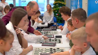 Юные шахматисты сошлись на турнире «Семейный дебют» во Владимире