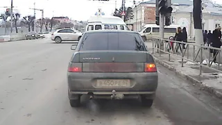 Маршрутка с пассажирами пролетела на Соборной под красный