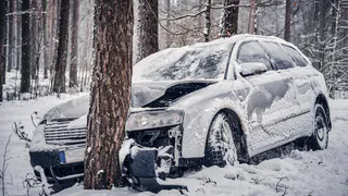 Двух пензенцев увезли в больницу после аварии