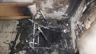 В Нижнекамске подожгли детскую коляску