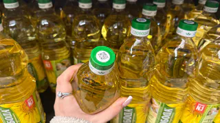 Такое масло берите по 3 бутылки: в Роскачестве назвали лучшие бренды подсолнечного масла