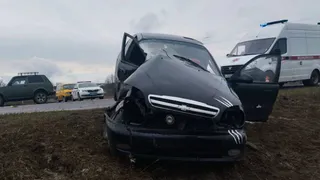 В Навлинском районе в аварии с фурой пострадал 34-летний пассажир «Chevrolet Lanos»