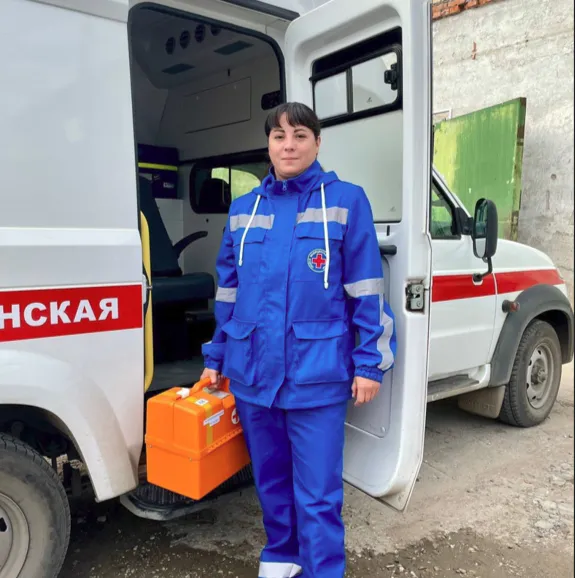 В службу скорой помощи Коми пришла медработница, побывавшая в зоне СВО