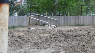 В Рязани детей лишили еще одного футбольного поля