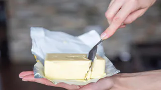 Ни грамма сливок, одна пальма: Роскачество огласило худшие марки сливочного масла