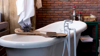 Указ подписан: с 1 октября штраф 700 рублей за каждый день ждет владельцев квартир с ванной