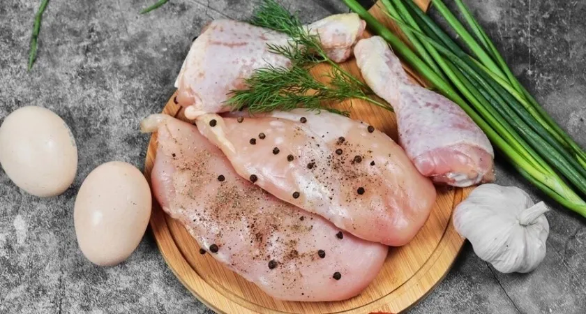 "Не мясо, а сплошная химия": Эксперты Росконтроля назвали худший бренд филе цыпленка