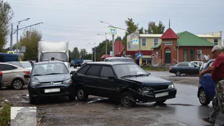 В Сараях столкнулись три машины