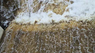 Жители Челябинской области тревожатся из-за возможного прорыва дамбы