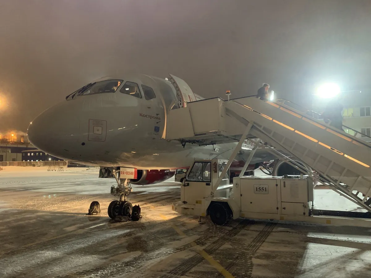 Жители Челябинской области теряют наушники, часы и подушки в аэропорту: статистика потерь за 2024 год