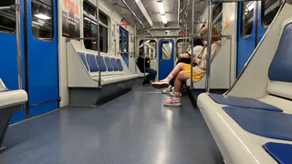 Приключения британца в московском метро. Как англичанин туда попал, почему удивился и как другие иностранцы смотрят на наш метрополитен