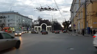 Утром во вторник в Рязани перекрыли движение на площади Театральной