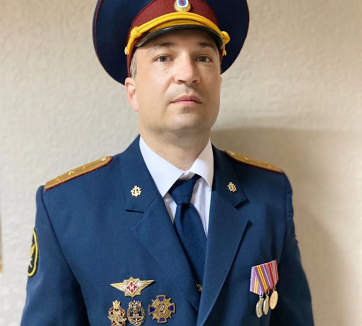 В Пензе сотрудник УФСИН спас девушку, пытавшуюся покончить с собой