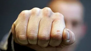 Вызов с увечьями: нижнекамец напал на сотрудников правопорядка во время задержания