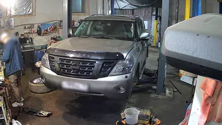 В Коми рабочий автомастерской похитил сейф с деньгами, вскрыв его бензопилой