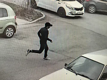 В Татарстане полицейские поймали преступника, ограбившего ювелирку на 300 тыс. рублей