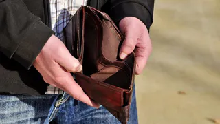 Средняя зарплата на Брянщине в 1,6 раза меньше среднероссийского уровня