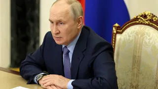 Президент Путин присвоил звание генерал-лейтенанта уроженцу Рязани Михаилу Кособокову