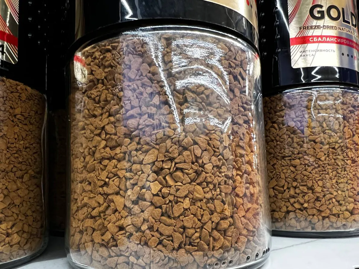 Бурда в стеклянной банке: эксперты Росконтроля назвали марки кофе, которые не надо покупать даже с большой скидкой