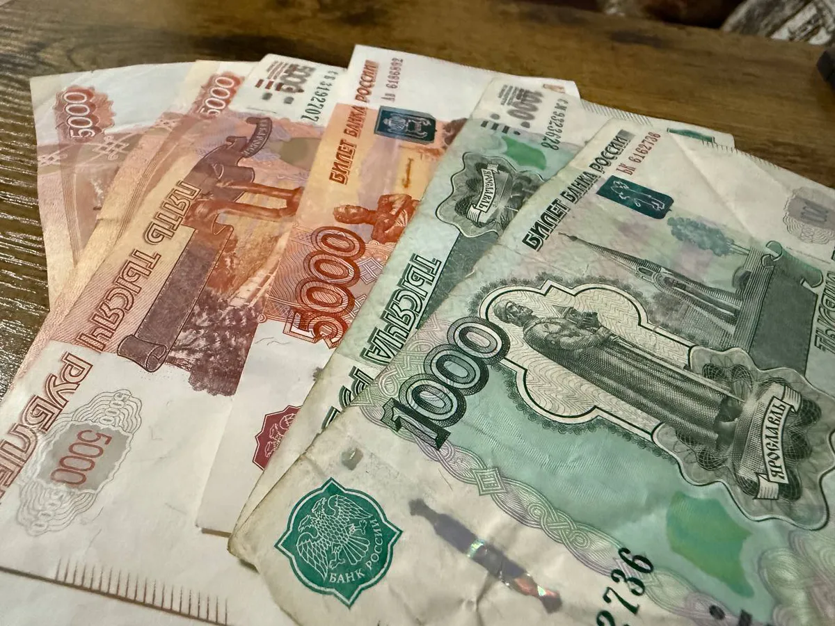 Миллионы счетов граждан резко заморожены. Новые законы спровоцировали волну банковских блокировок