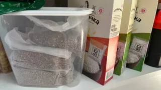 Перестала мыть гречку перед варкой, и она стала рассыпчатой: узнала секрет от шефа из хорошей столовой