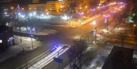 В Магнитогорске «Гранта» врезалась в столб, уходя от столкновения с иномаркой