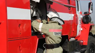 В Клетне загорелся легковой автомобиль