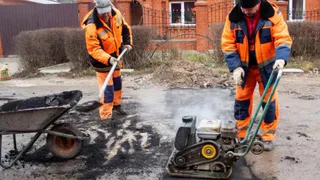 800 метров: в Рязани продолжают латать ямы на дорогах