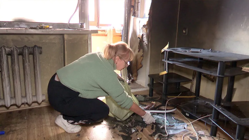 Студенты Нижнекамска поддержали преподавательницу, оставшуюся без дома после пожара