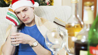 Сомнолог объяснила, как прийти в себя после новогодних праздников