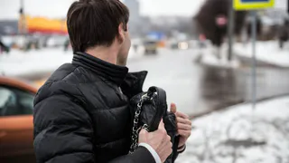 В Рязани ограбили пенсионерку